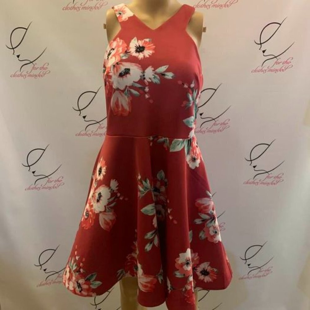 SEQUIN HEARTS. Junior Dress. Size 11. Built in Bra. Waist 33. Skirt 20". AL